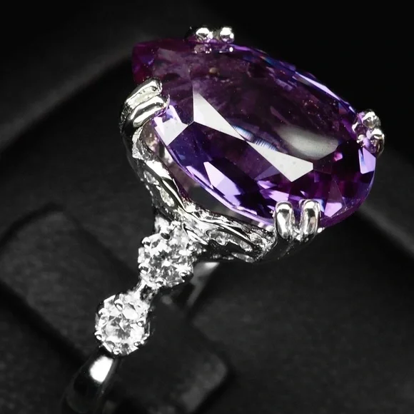8ct Purple Sapphire silver ring 925 white sapphire accents size 6.5 - Picture 15 of 17